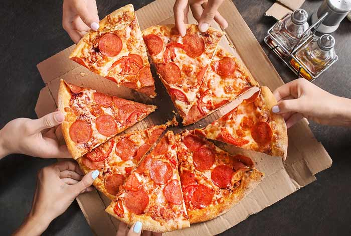 Weekends are Dull Without Pizza – Place Your Order Today! 
