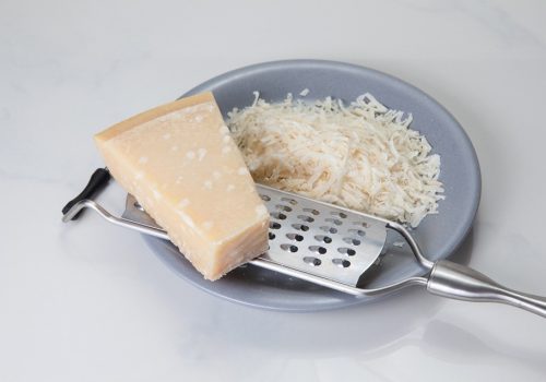 The Role of Shredded Cheese in Enhancing Food Texture