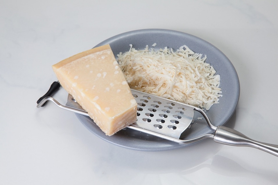 The Role of Shredded Cheese in Enhancing Food Texture