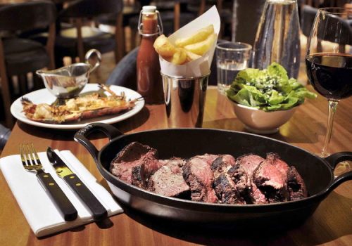 Creating an Engaging Atmosphere Makes Dining at a Steak Restaurant Memorable 