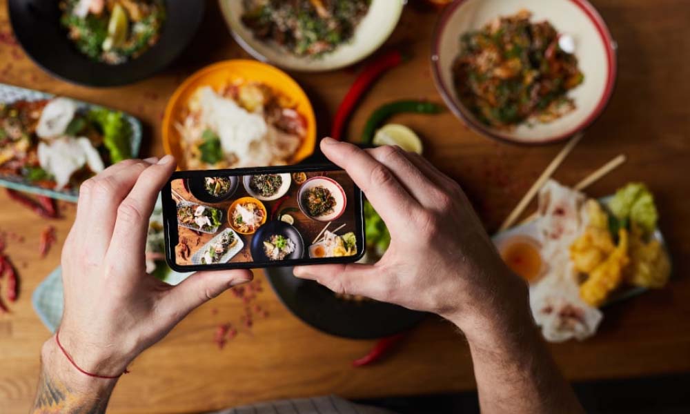 How Can Social Media Boost Your Restaurant Marketing?